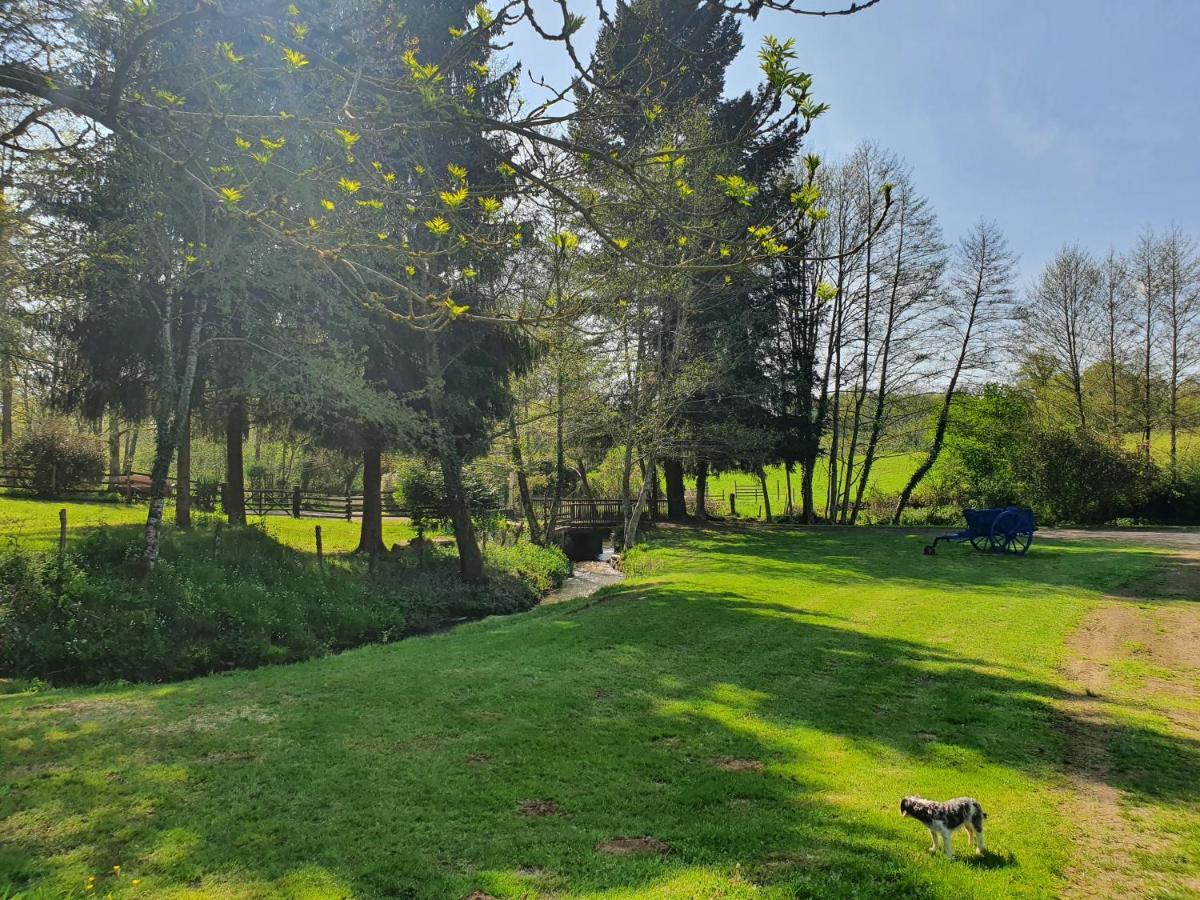 Moulin Du Pommier Glamping & Camping Saulgond エクステリア 写真