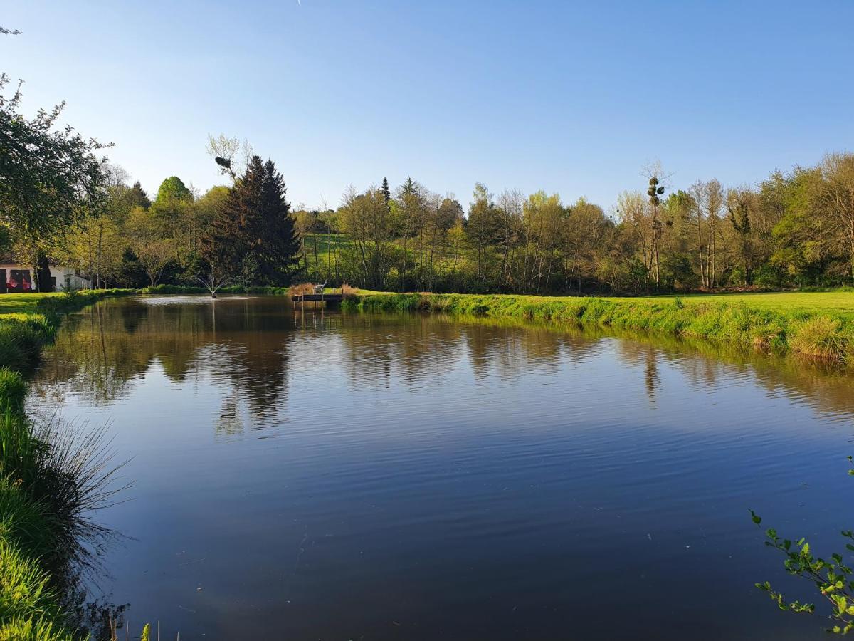 Moulin Du Pommier Glamping & Camping Saulgond エクステリア 写真