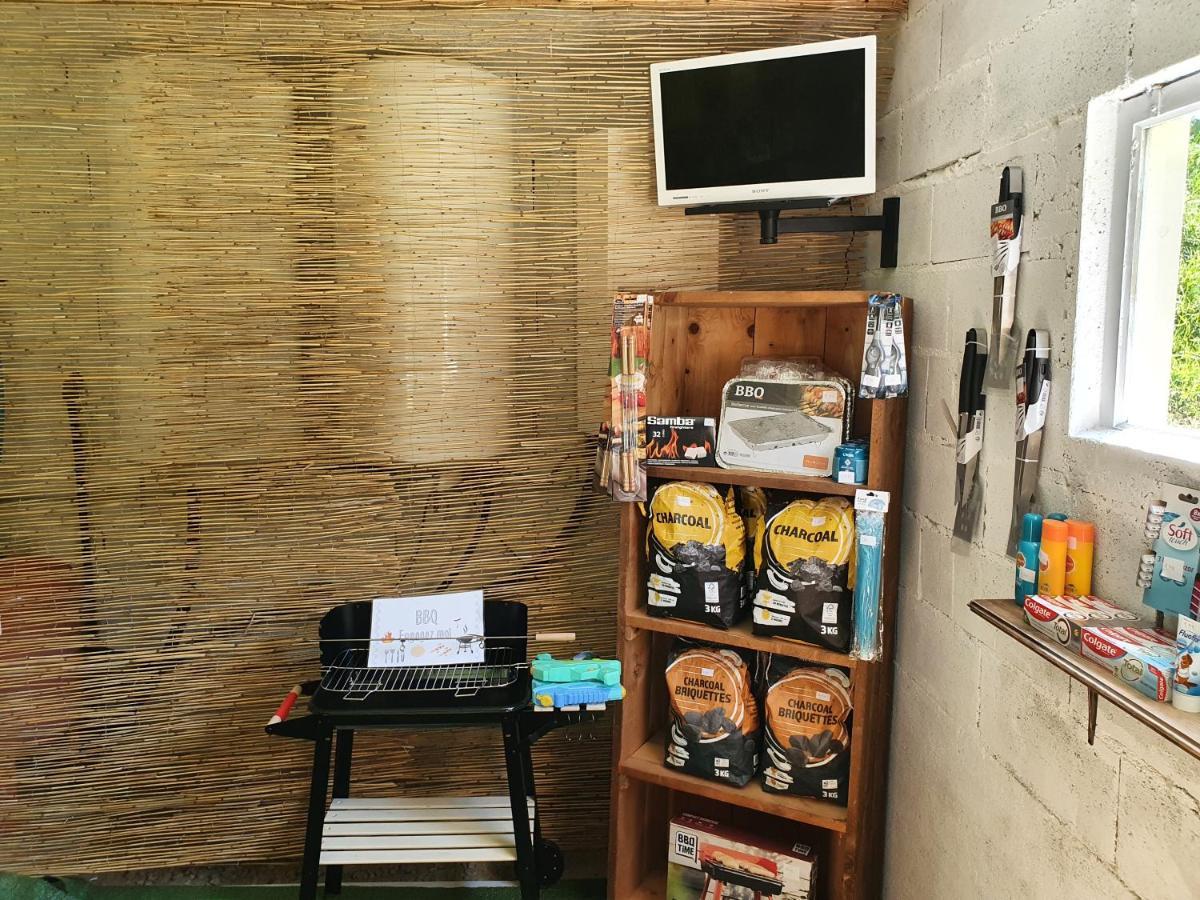Moulin Du Pommier Glamping & Camping Saulgond エクステリア 写真