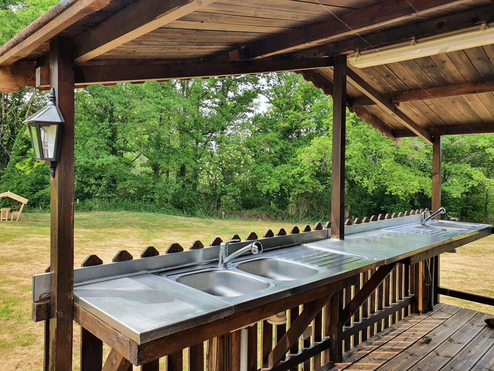 Moulin Du Pommier Glamping & Camping Saulgond エクステリア 写真